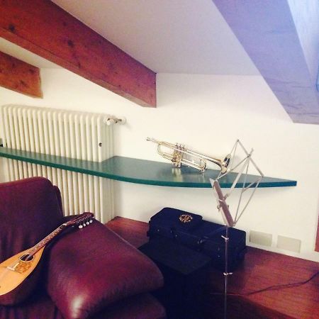 Apartamento La Mansarda Della Musica Bolonia Exterior foto
